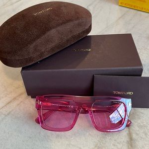 Tom Ford Sunglasses. Vibrant Pink. Never worn. Authentic.